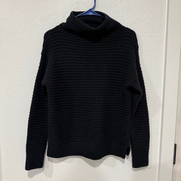 Madewell Donegal Belmont Mockneck Sweater Black Coziest Yarn K5425 Size XS - Picture 3 of 7